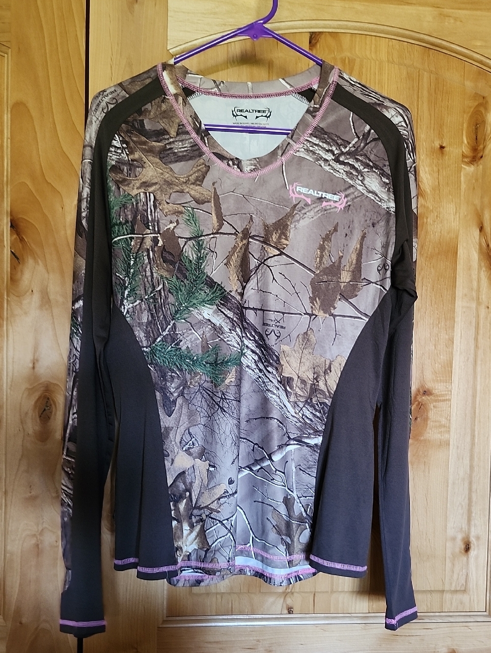 Realtree Hunting Top - NWOT